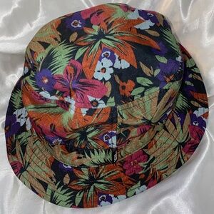VANS Bucket Hat White Alligator Hawaiian Hula Girl One Size